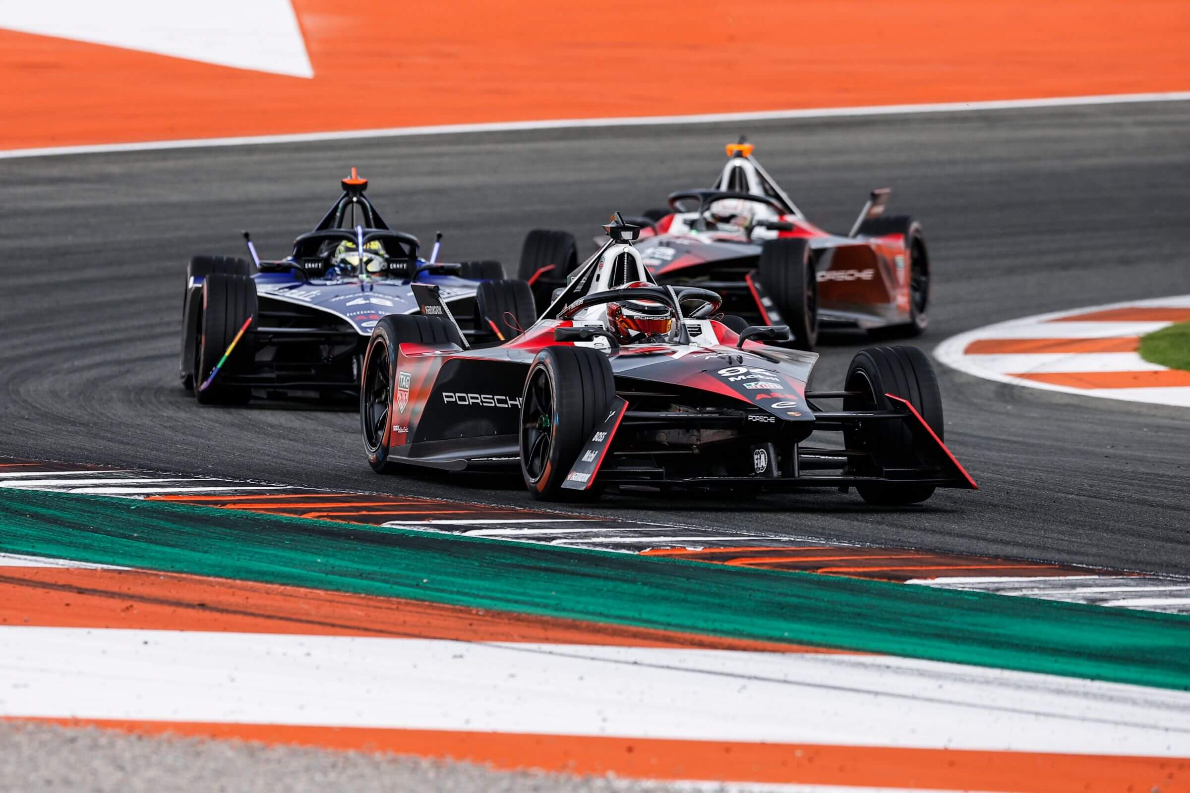Frijns tops Formula E simulation race in Valencia test